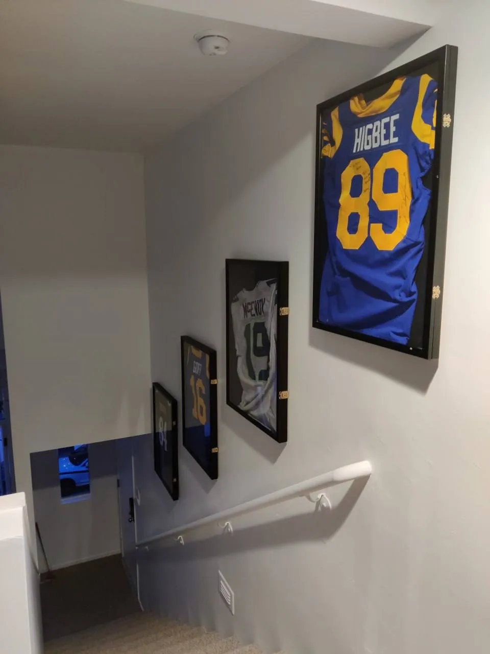 TV Mounting & Wall Installations photo 38